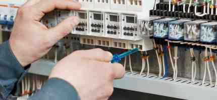 When to Call an Electrician: 5 Signs You Shouldn't Ignore
